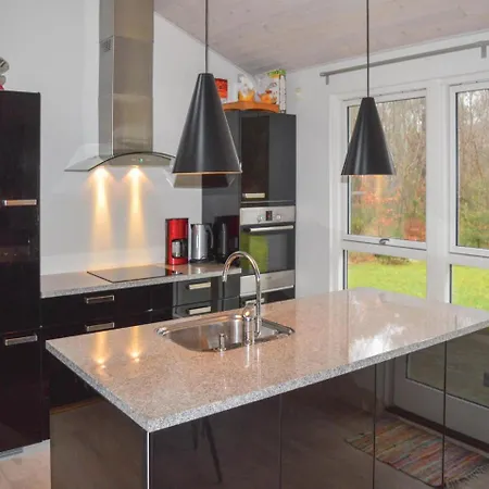Three-bedroom Holiday In Dom wakacyjny *